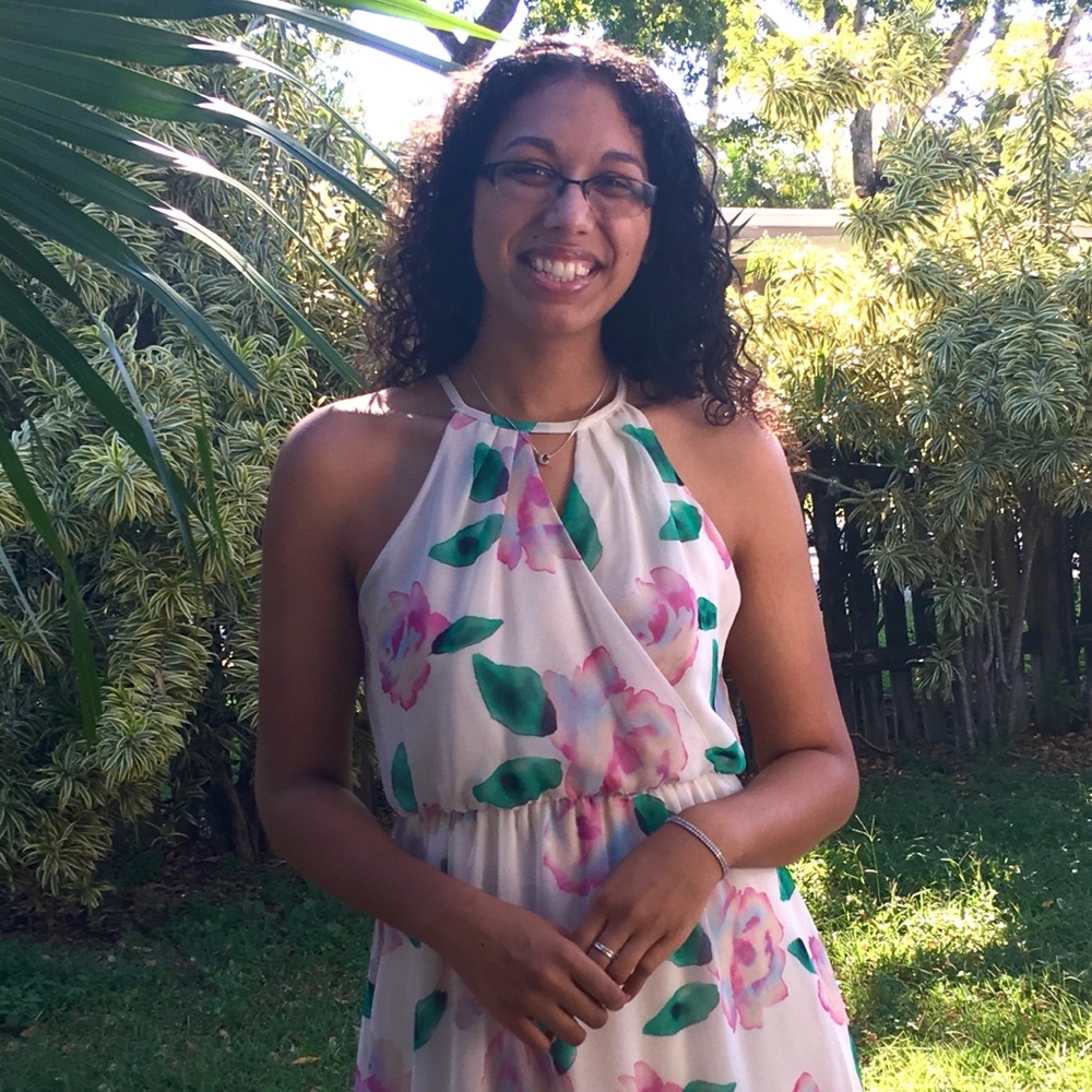 Meet your Posher, Carrie